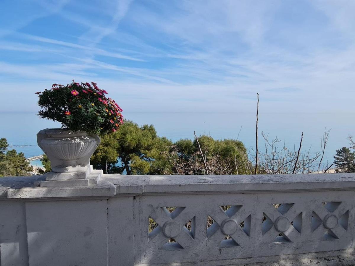 Affittacamere Dei Desideri Numana Exterior foto
